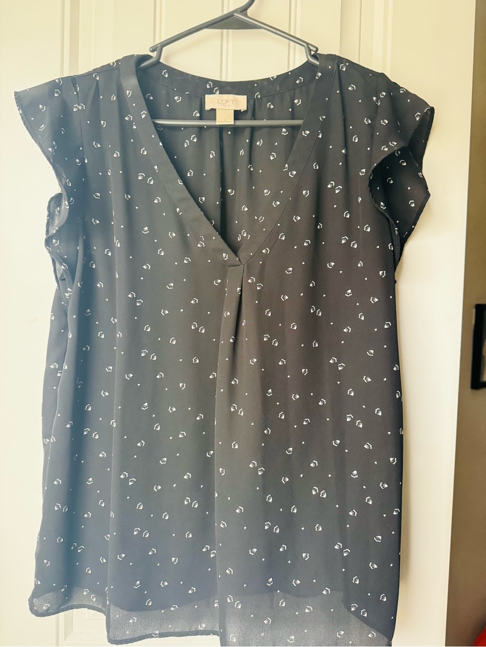 LOFT Black V-Neck Cap Sleeve Blouse with White Ditsy Print